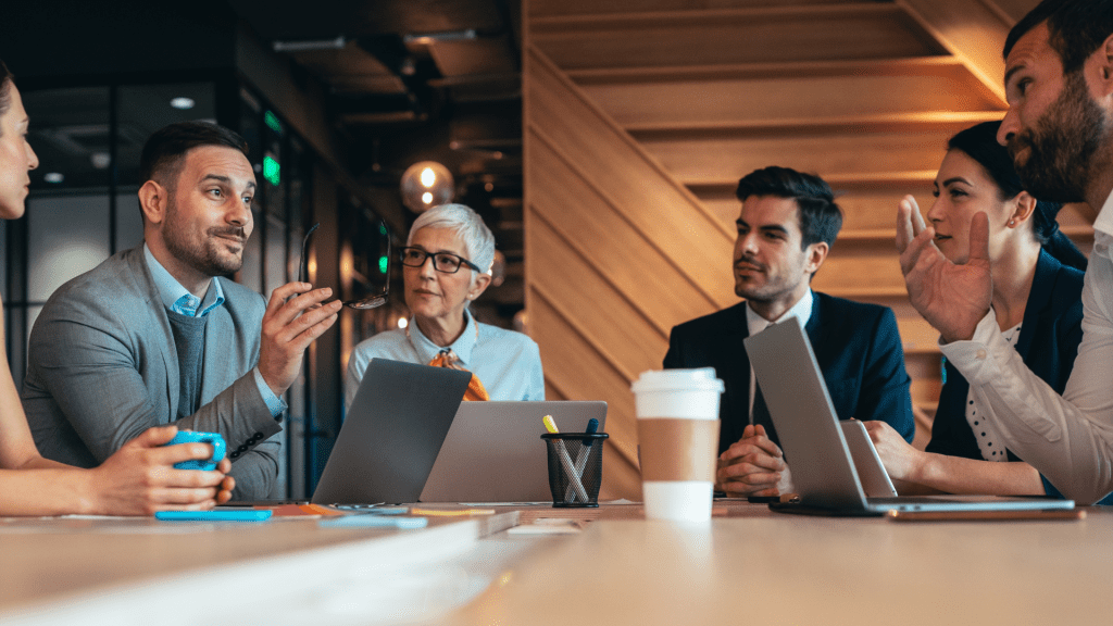 5 Smart Ways Founders Invest Microloans for Maximum Growth
